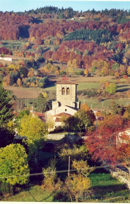 l'église du village. l'église du village.