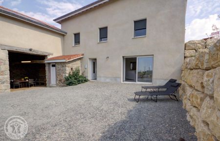 G&icirc;te n&deg;2102 Panissi&egrave;res - Loire - photo
