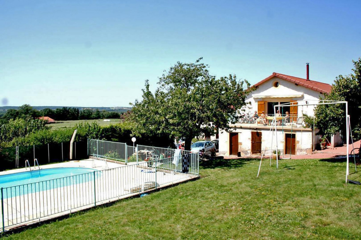 photo 0