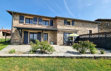 G&icirc;te n&deg;5384 Marcenod - Loire - photo
