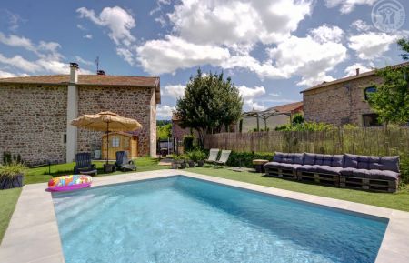 G&icirc;te n&deg;3197 Belmont-de-la-Loire - Loire - photo
