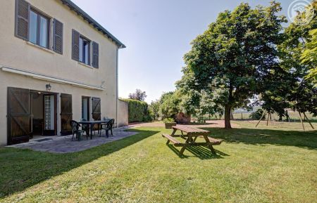 G&icirc;te n&deg;3045 Notre-Dame-de-Boisset - Loire - photo